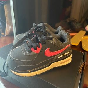 Baby Nike air Max size 5c
